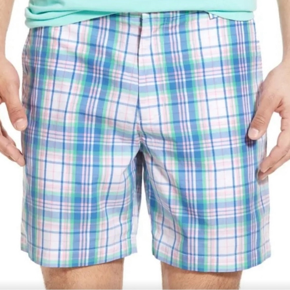 Vineyard vines 38 plaid shorts euc
